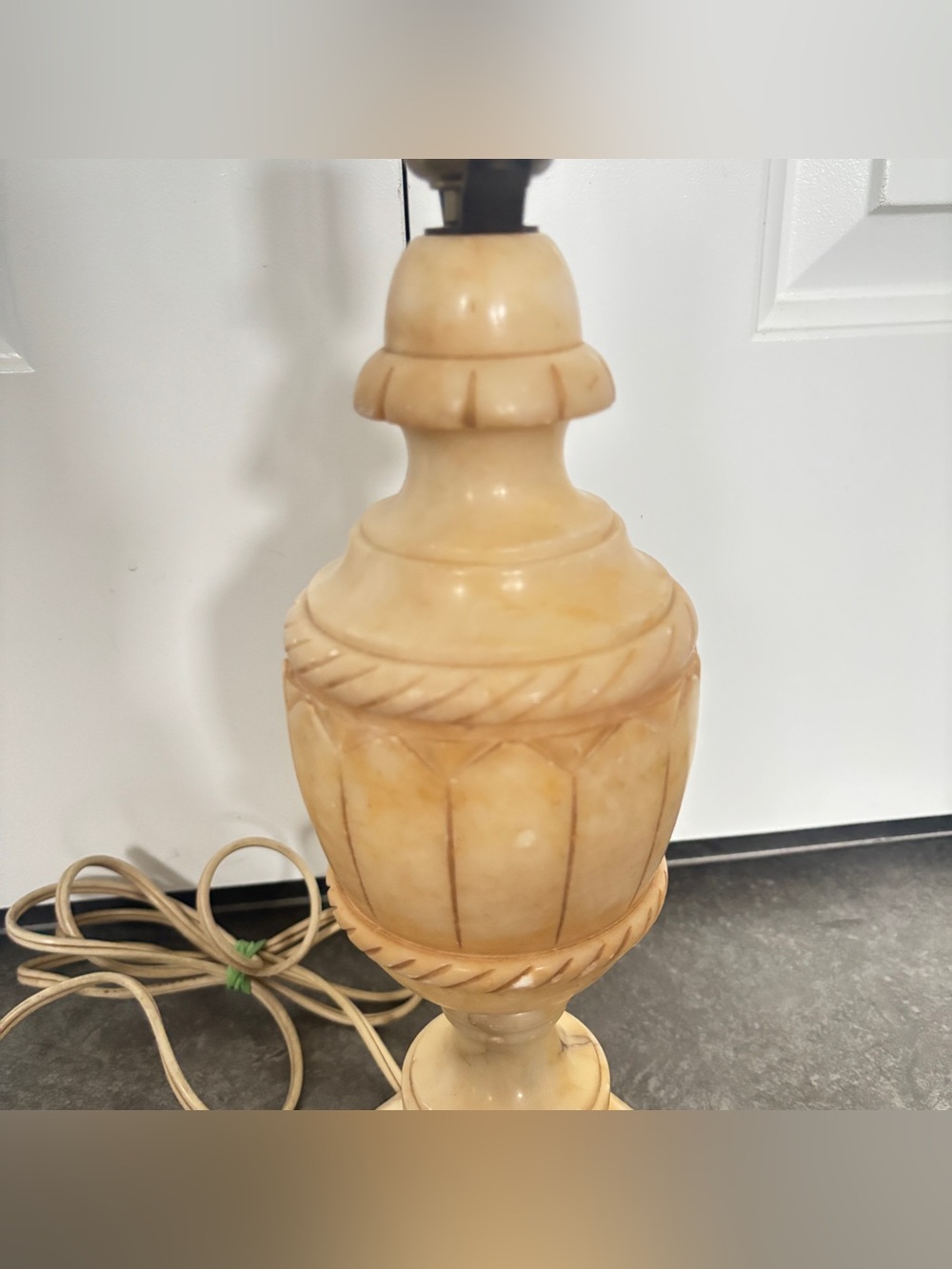 Vintage Italian Alabaster Marble Table Lamp *NO LAMPSHADE* - Picture 14 of 16
